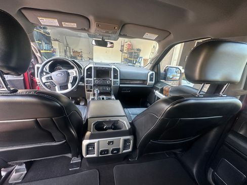Used 2018 Ford F150 Lariat w/ Trailer Tow Package image 7