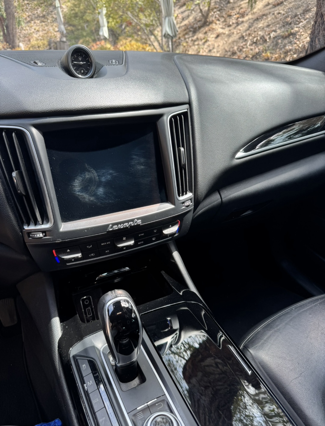 Used 2017 Maserati Levante AWD/4WD image 16