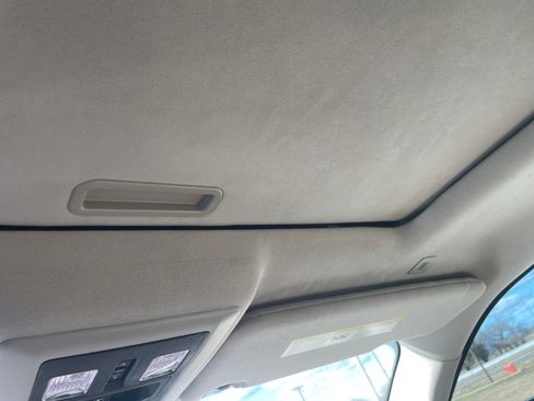 Used 2018 RAM 2500 Longhorn w/ Longhorn Southfork Package image 8