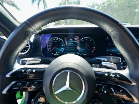 Used 2023 Mercedes-Benz AMG GT 63 S image 16