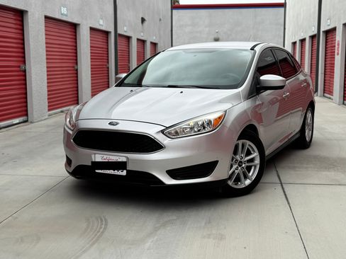 Used 2018 Ford Focus SE FWD image 12