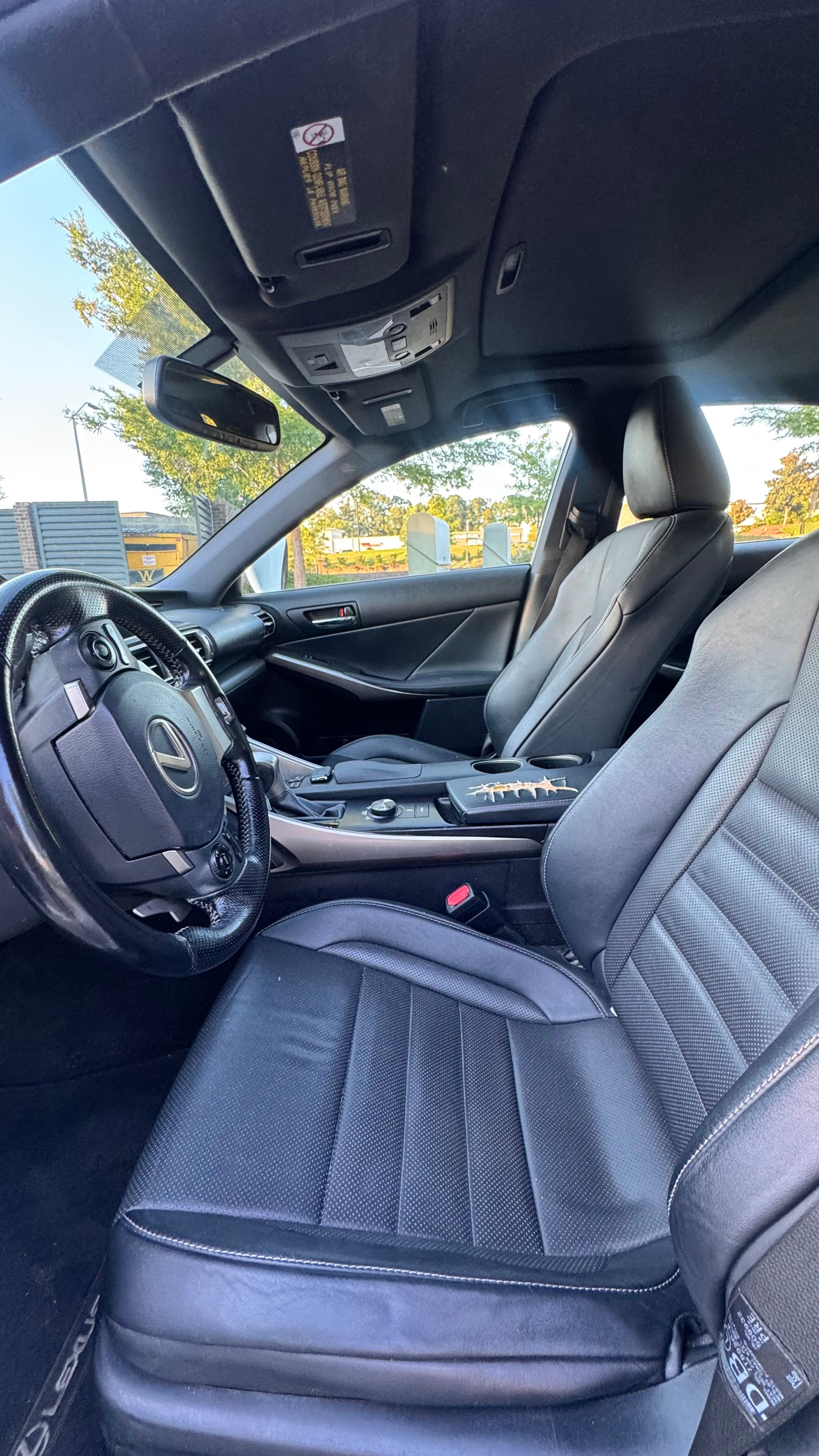 Used 2016 Lexus IS 200t w/ F Sport Package RWD image 2