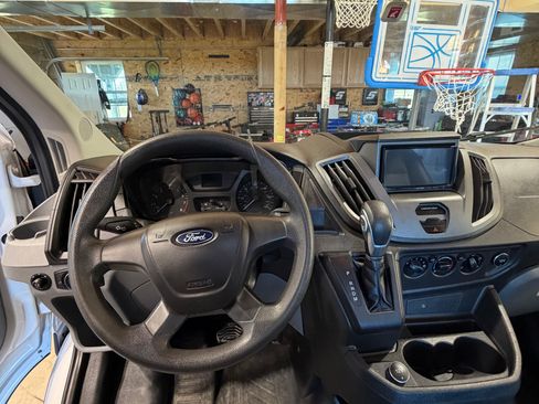 Used 2018 Ford Transit 150 148 Medium Roof image 15