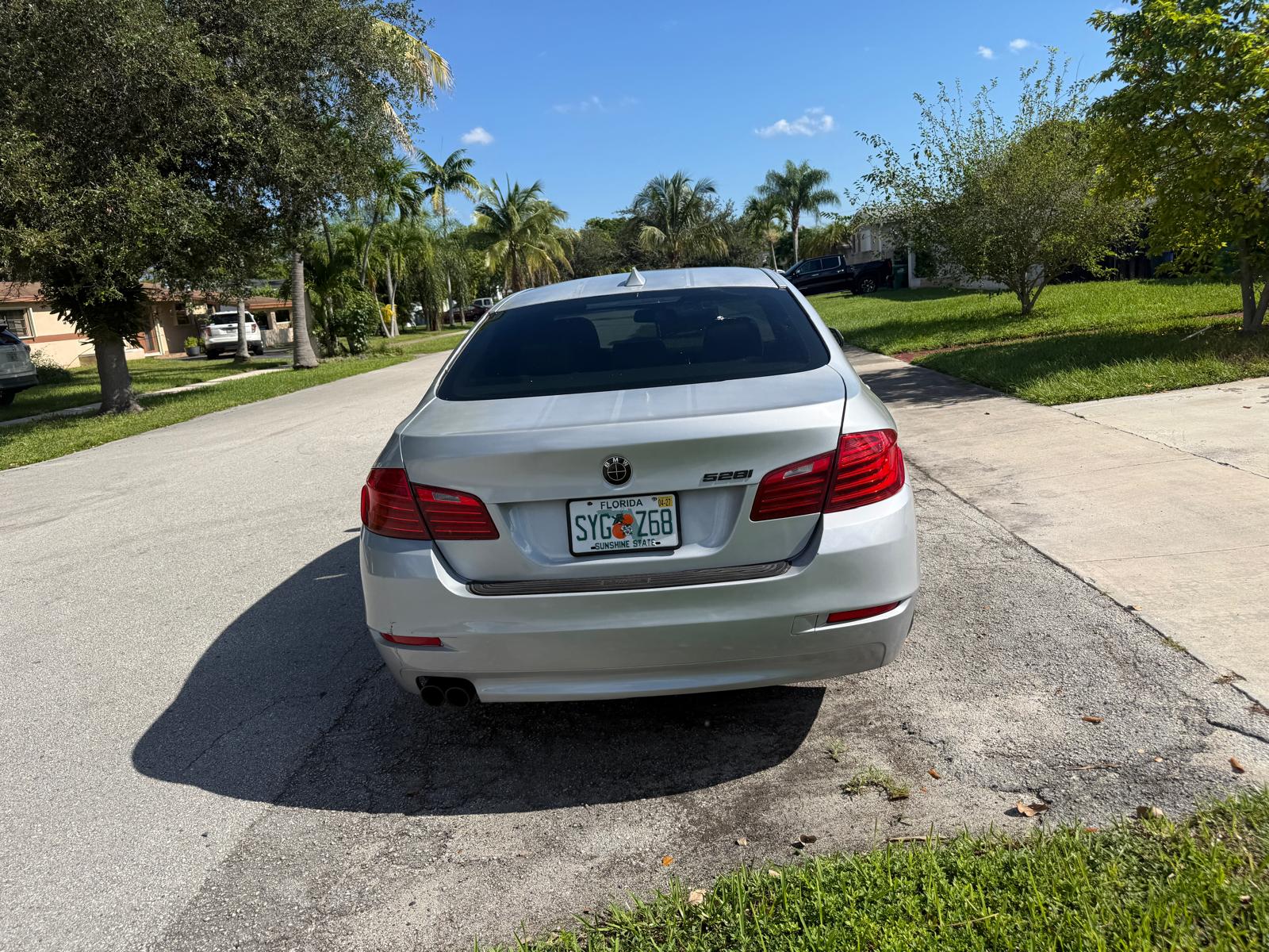 Used 2014 BMW 528i Sedan RWD image 8