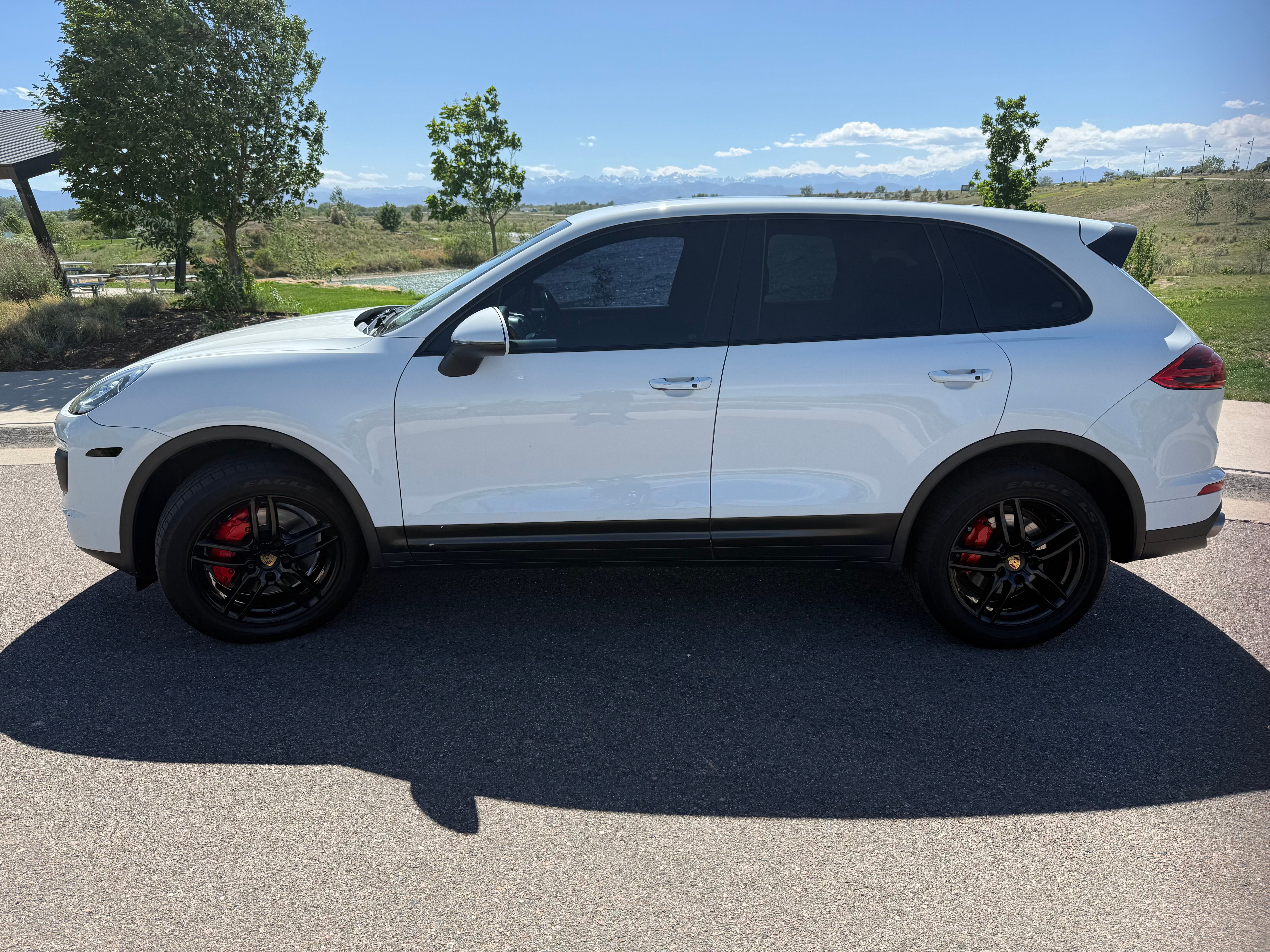 Used 2016 Porsche Cayenne S AWD/4WD image 4
