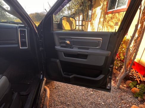 Used 2014 RAM 1500 Big Horn image 5