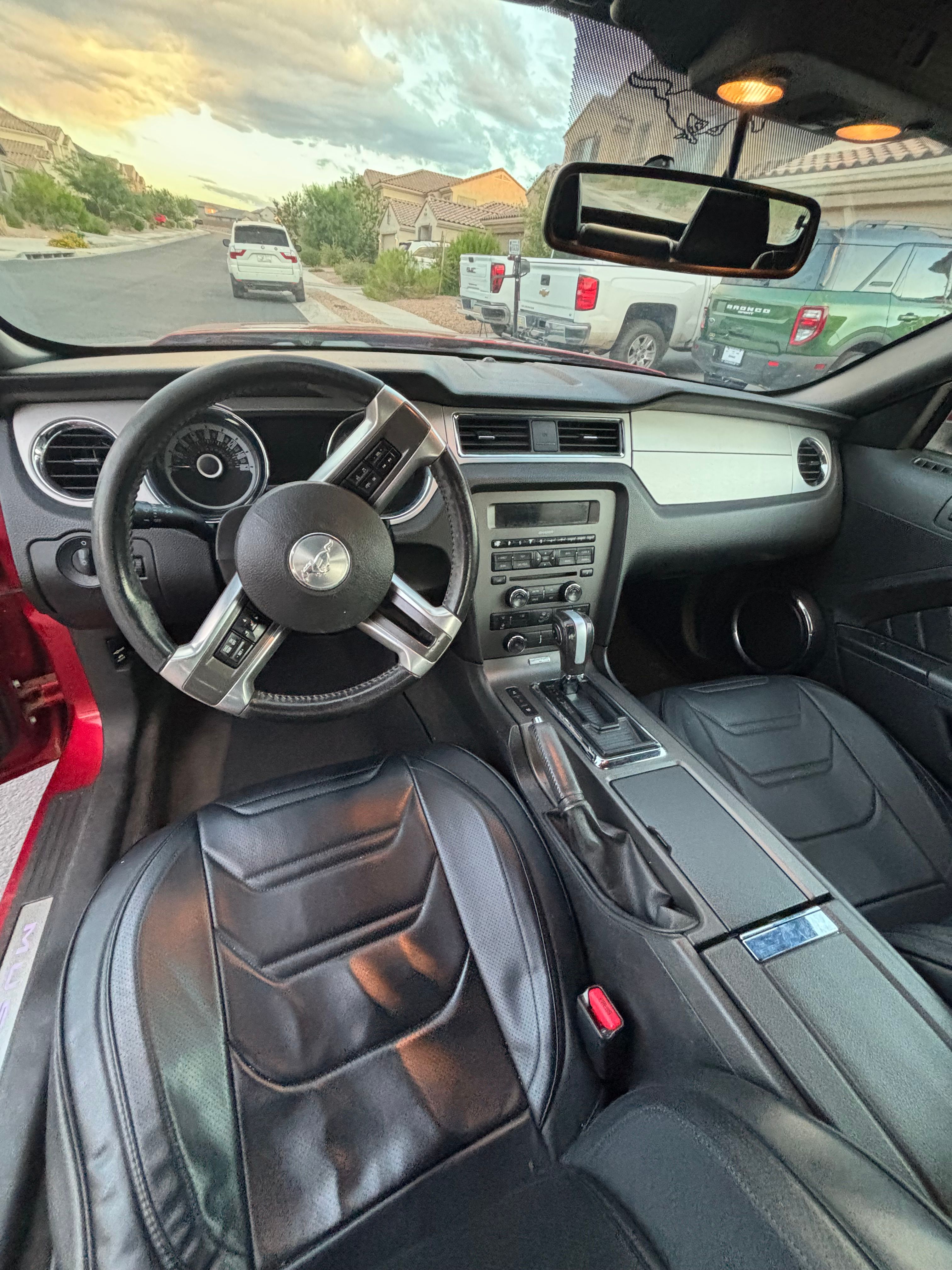 Used 2013 Ford Mustang Premium RWD image 11
