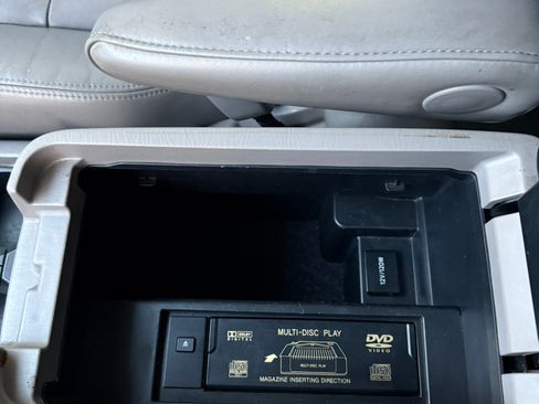 Used 2003 Toyota Land Cruiser image 20