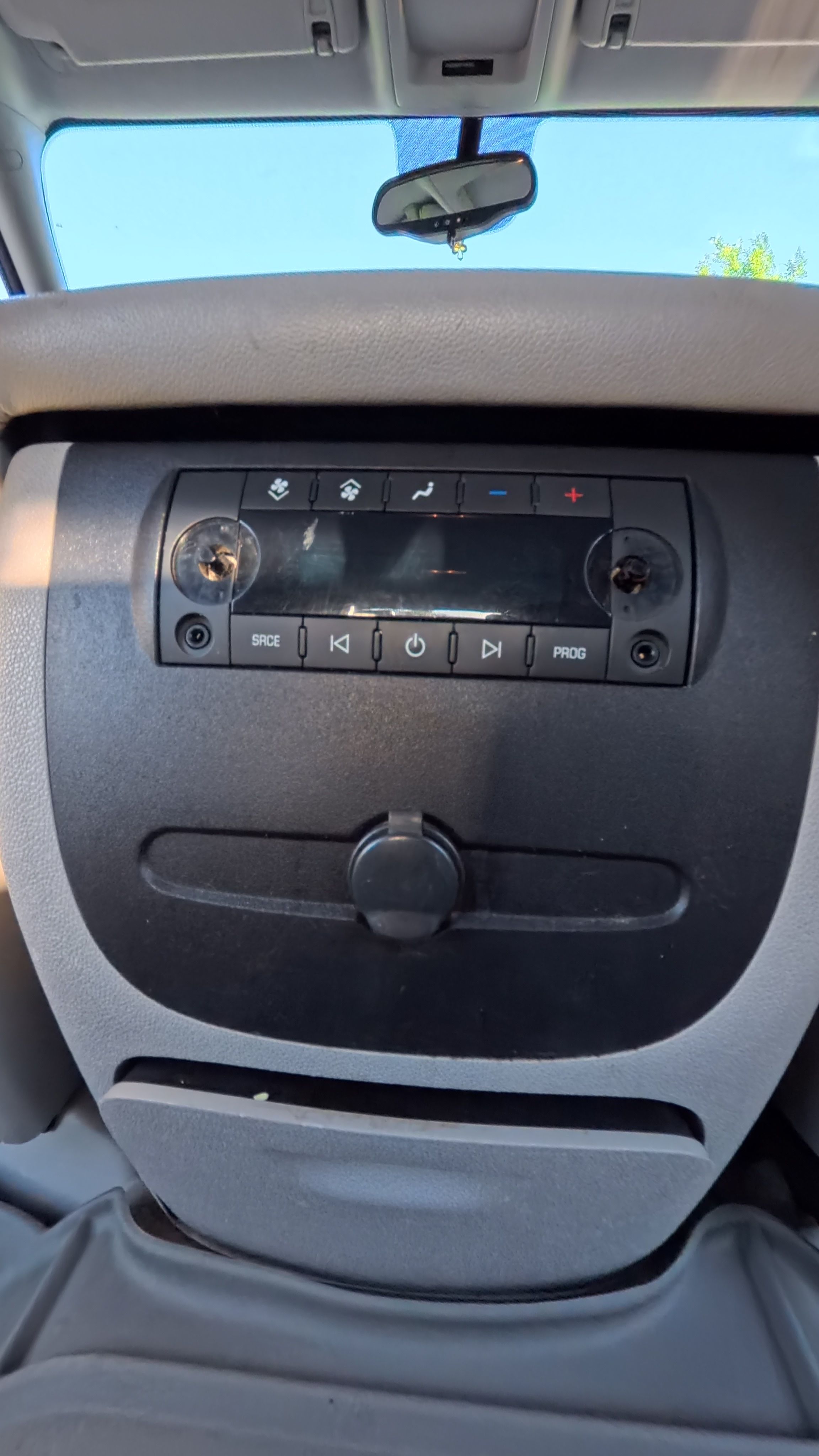 Used 2010 Chevrolet Tahoe LT RWD image 13