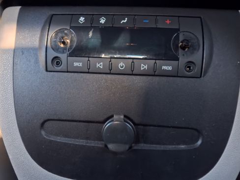 Used 2010 Chevrolet Tahoe LT RWD image 12