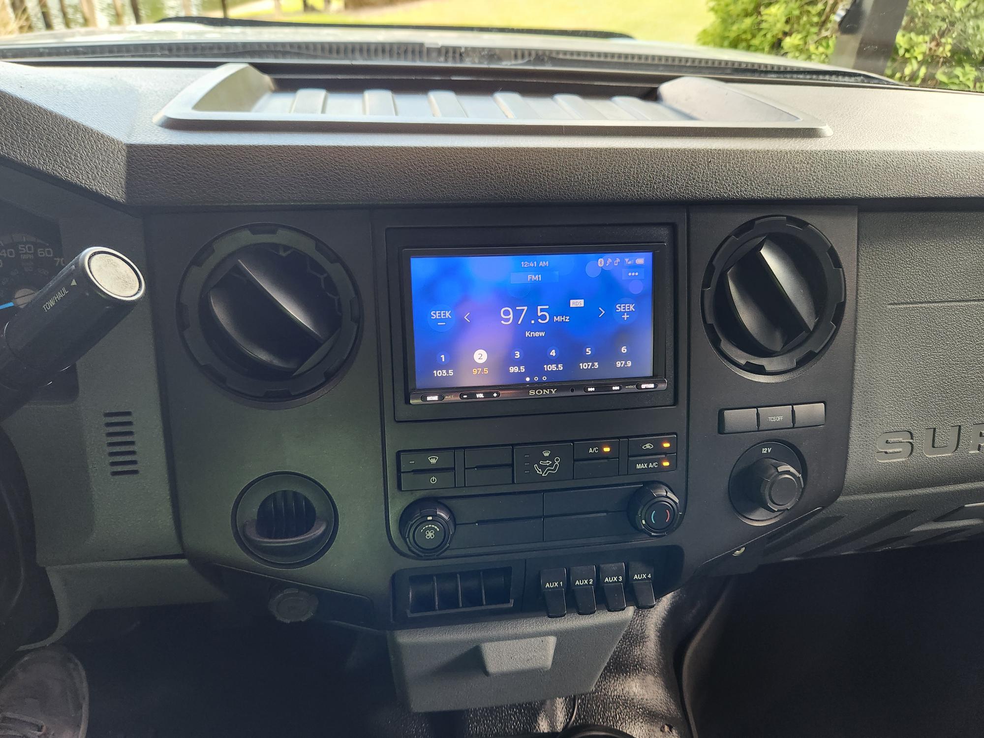 Used 2015 Ford F450 XL RWD image 9