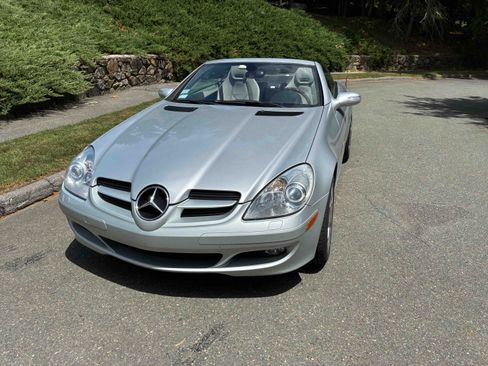 Used 2006 Mercedes-Benz SLK 350 image 6