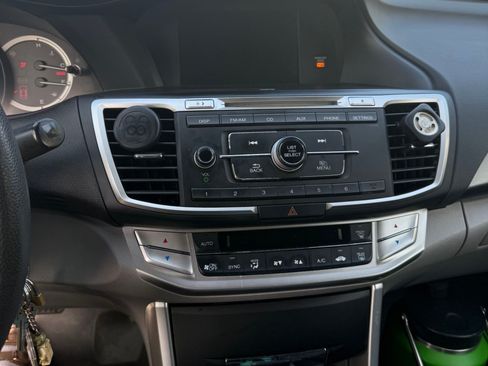 Used 2015 Honda Accord LX image 9