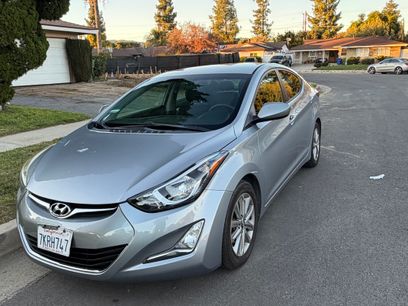 Used 2015 Hyundai Elantra SE w/ Option Group 02