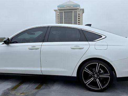 Used 2024 Honda Accord Sport image 5