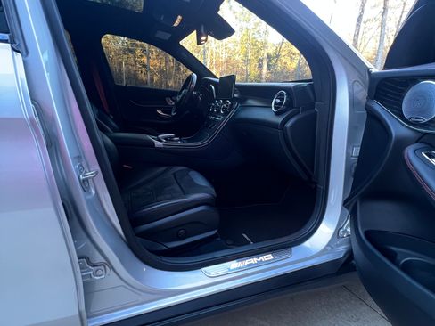 Used 2018 Mercedes-Benz GLC 43 AMG 4MATIC image 28