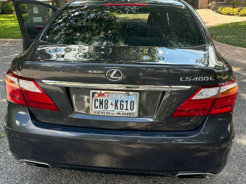 Used 2011 Lexus LS 460 L image 2