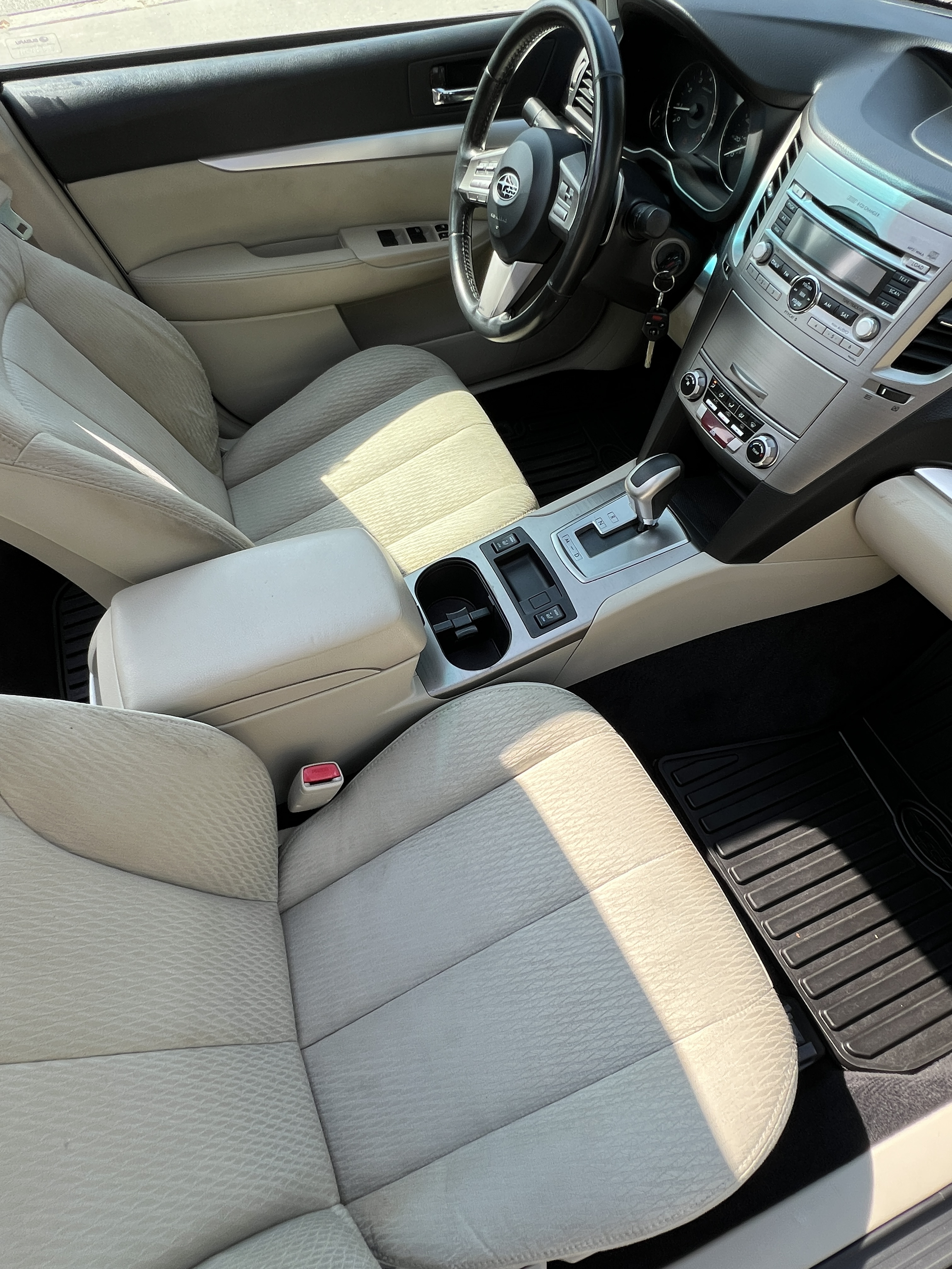 Used 2011 Subaru Legacy 2.5i Premium AWD/4WD image 10