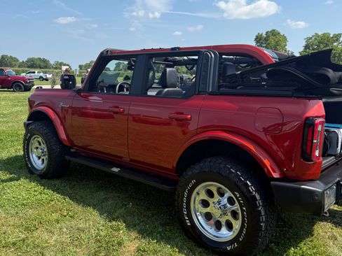 Used 2023 Ford Bronco Outer Banks AWD/4WD image 17