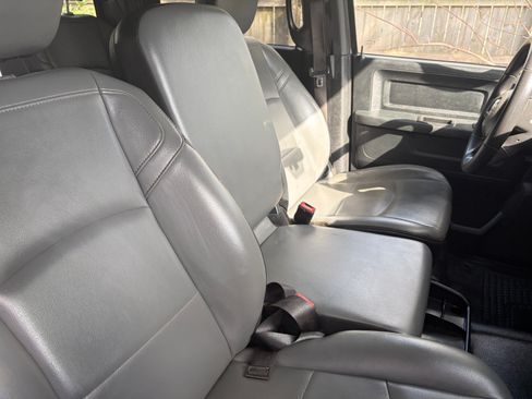 Used 2021 RAM 2500 Tradesman RWD image 29