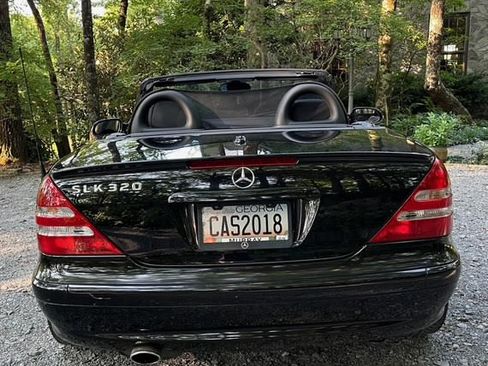 Used 2004 Mercedes-Benz SLK 320 image 4