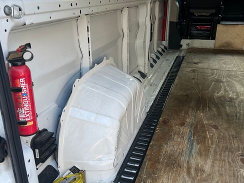 Used 2017 RAM ProMaster 2500 image 14