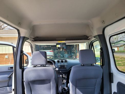 Used 2013 Ford Transit Connect XLT image 11
