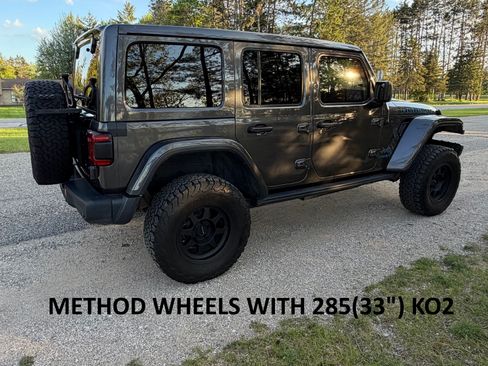 Used 2022 Jeep Wrangler Unlimited Rubicon 4xe w/ Steel Bumper Group AWD/4WD image 6