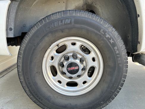 Used 2003 GMC Sierra 1500 SLE image 12