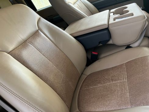 Used 2011 Ford F350 Lariat w/ Lariat Ultimate Pkg image 11