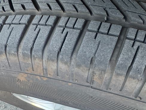 Used 2014 GMC Yukon XL SLT image 12