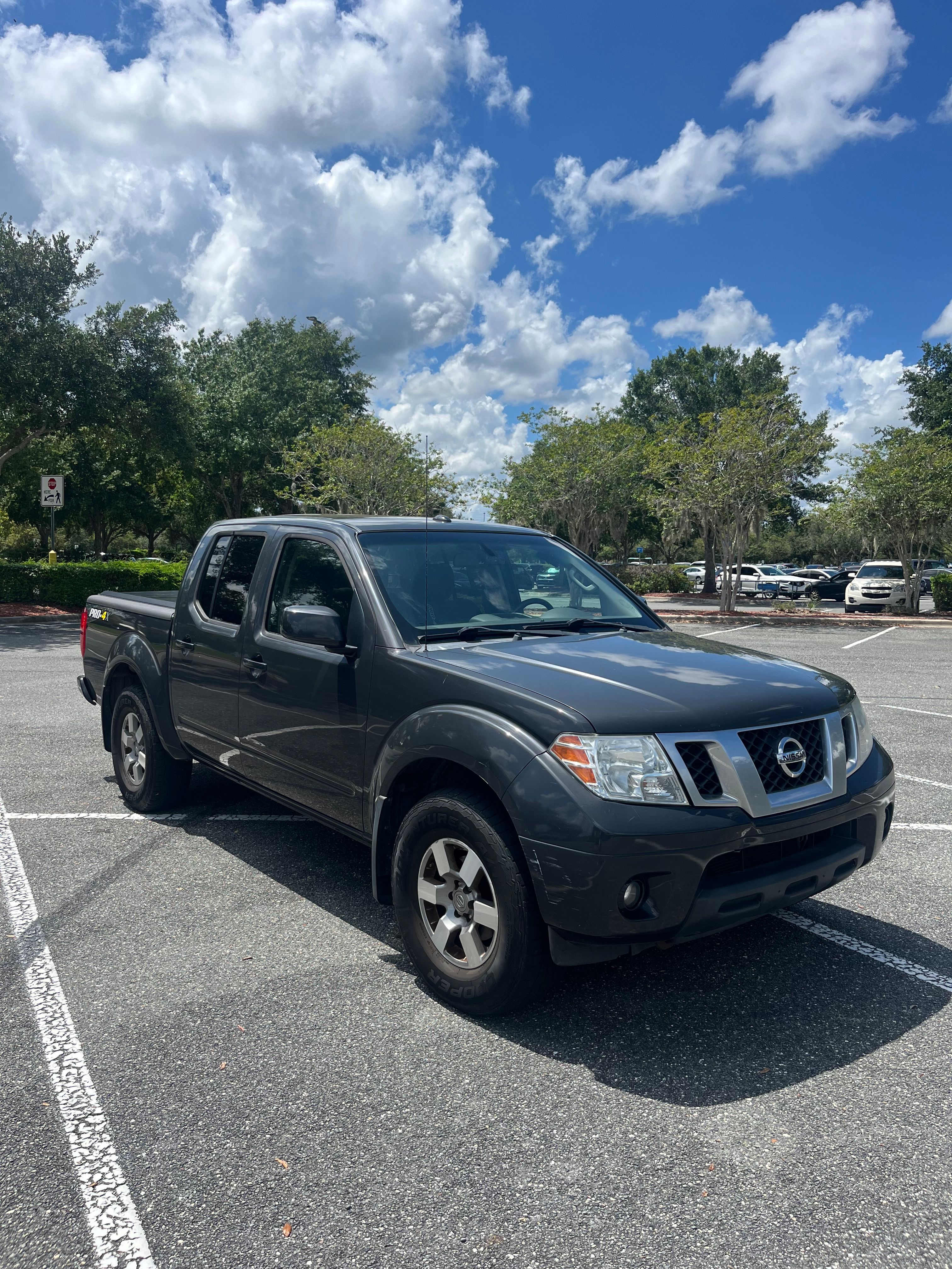 Used 2013 Nissan Frontier PRO-4X AWD/4WD image 4