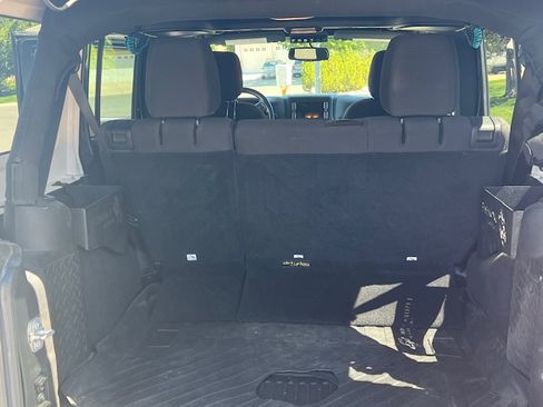 Used 2017 Jeep Wrangler Unlimited Sport w/ Quick Order Package 24S image 7