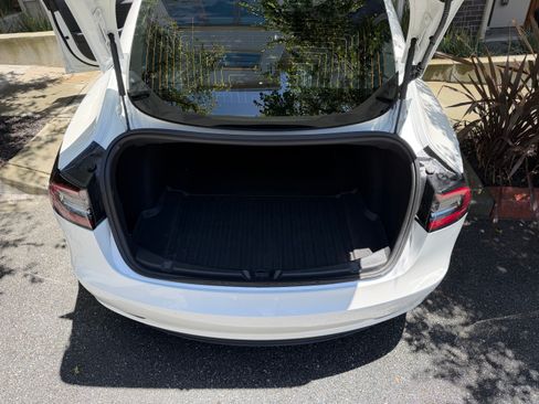 Used 2020 Tesla Model 3 Performance AWD/4WD image 16