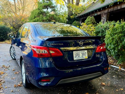 Used 2016 Nissan Sentra SV w/ Style Package image 1