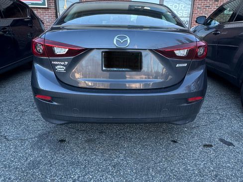 Used 2015 MAZDA MAZDA3 i Sport image 5