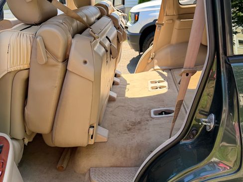 Used 2000 Lexus LX 470 4WD image 13