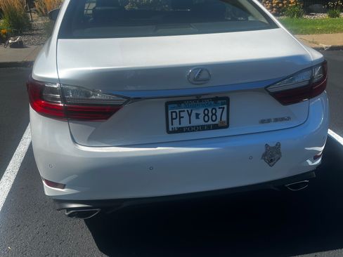 Used 2016 Lexus ES 350 w/ Luxury Package w/Wood Trim FWD image 5