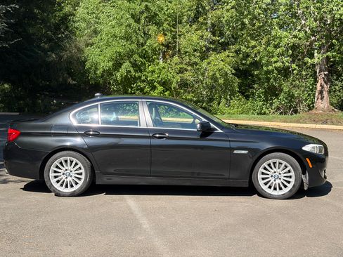 Used 2013 BMW 535i xDrive Sedan AWD/4WD image 5