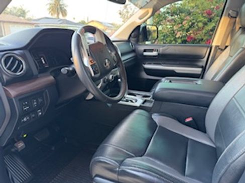 Used 2019 Toyota Tundra Limited image 11