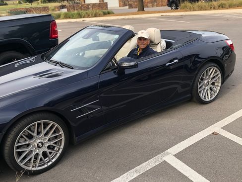 Used 2013 Mercedes-Benz SL 550 w/ Premium Pkg image 1