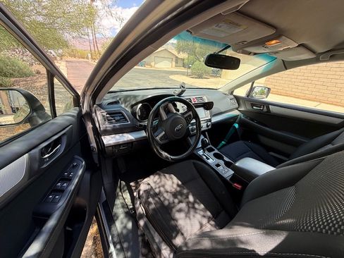 Used 2015 Subaru Outback 2.5i Premium AWD/4WD image 5