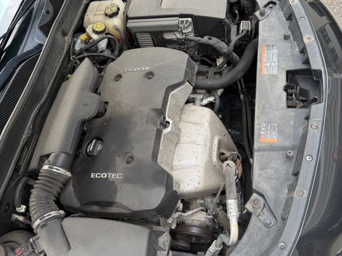 Used 2015 Chevrolet Malibu LT w/ Power Convenience Package FWD image 18