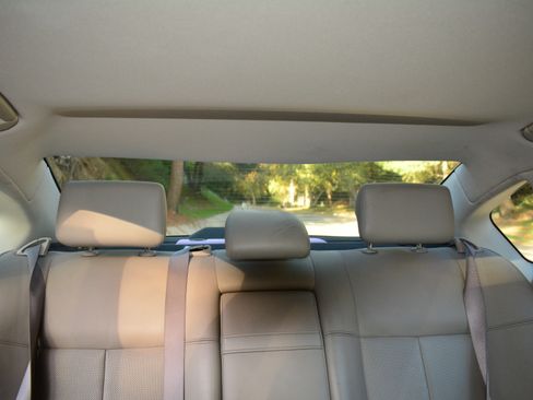 Used 2008 INFINITI M45 w/ Technology Pkg image 16