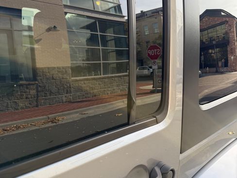 Used 2016 Jeep Wrangler Unlimited Sahara w/ Connectivity Group image 14