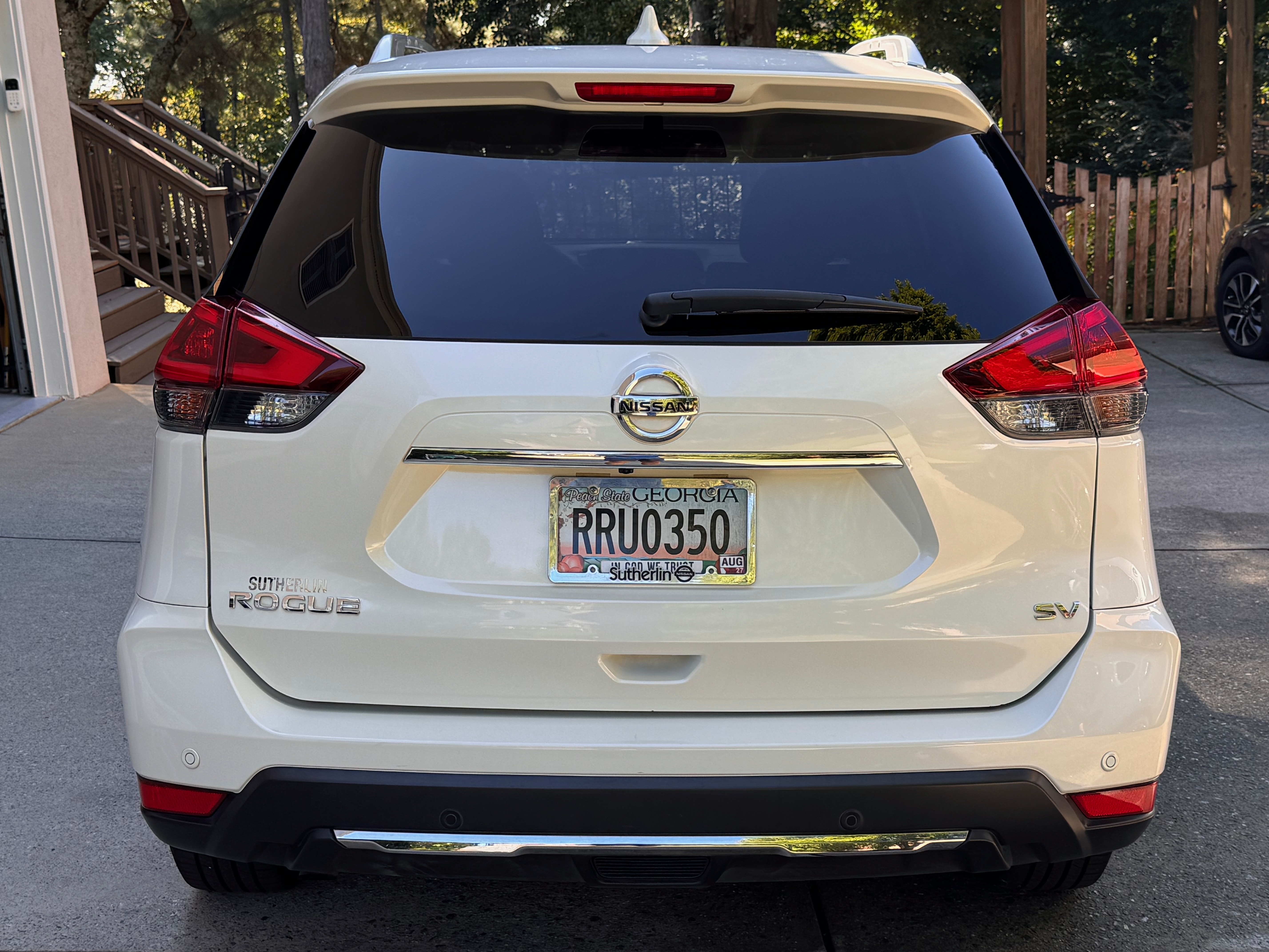 Used 2019 Nissan Rogue SV w/ Premium Package FWD image 6