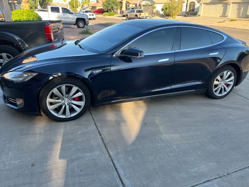 Used 2014 Tesla Model S P85 image 11