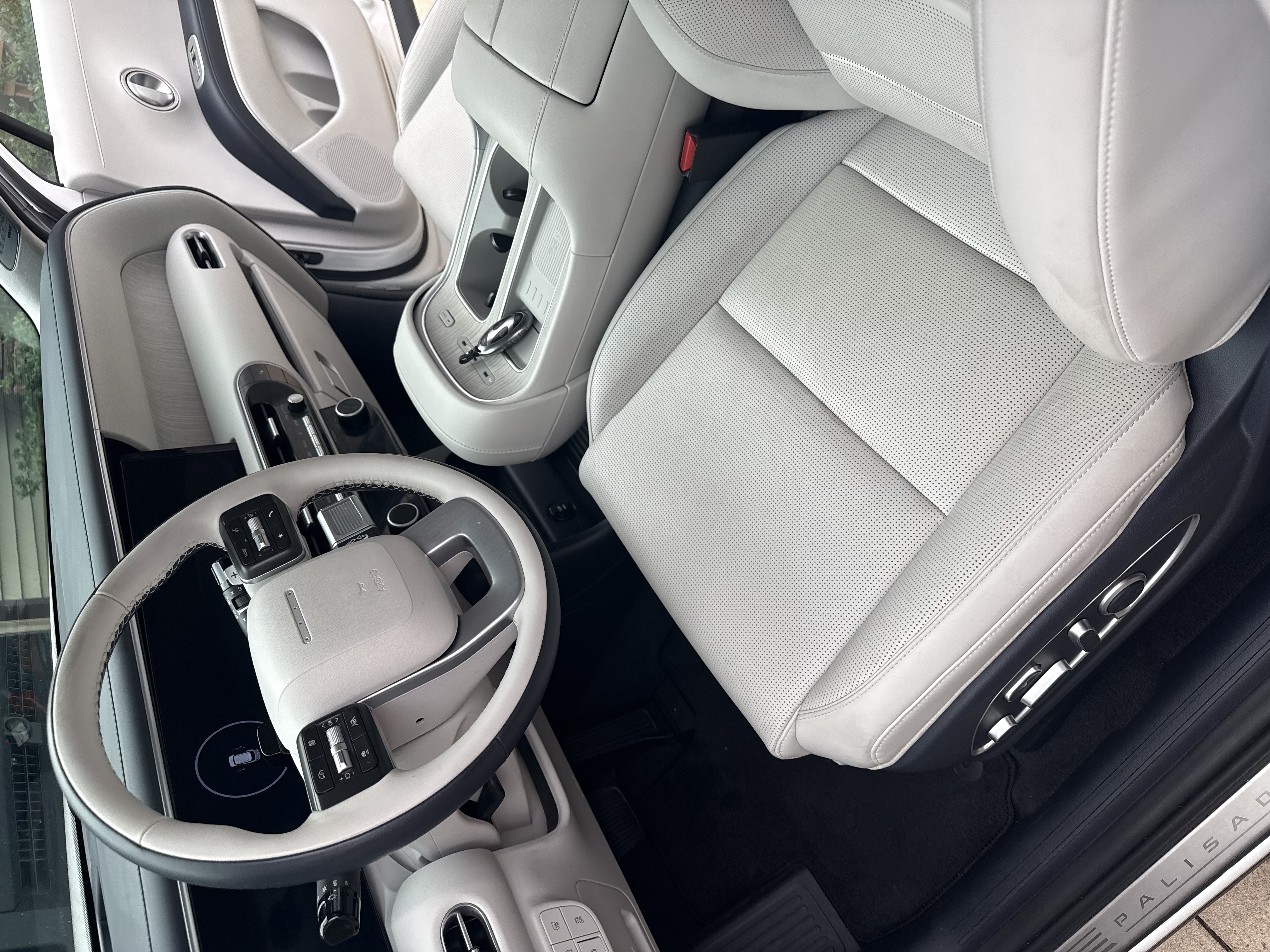 Used 2026 Hyundai Palisade Calligraphy FWD image 13