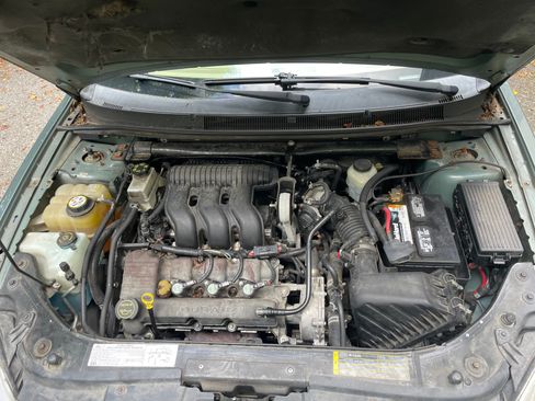 Used 2005 Ford Five Hundred Limited AWD/4WD image 10