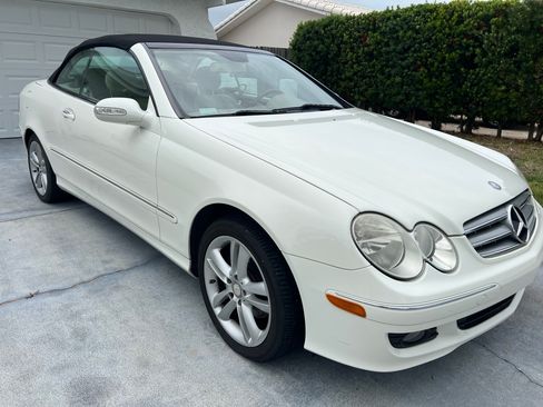 Used 2008 Mercedes-Benz CLK 350 Cabriolet image 1